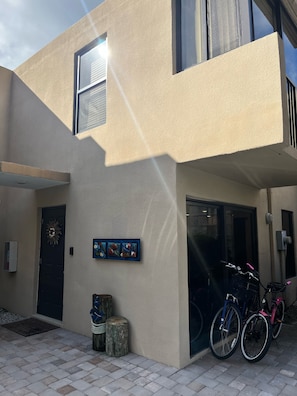 Front of unit with park right by front door