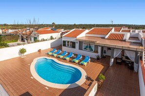 Villa Quimera image