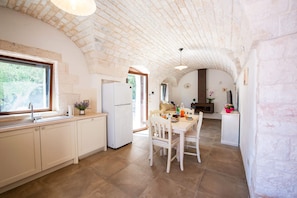 Villa Trullo Tesoro image