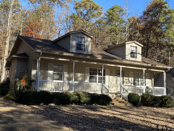 3 bed/2 bath