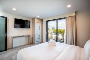 Comfortable king-size bed