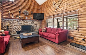 Living room with Fireplace