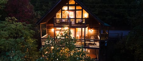 Your private Smoky Mountains National Park cabin