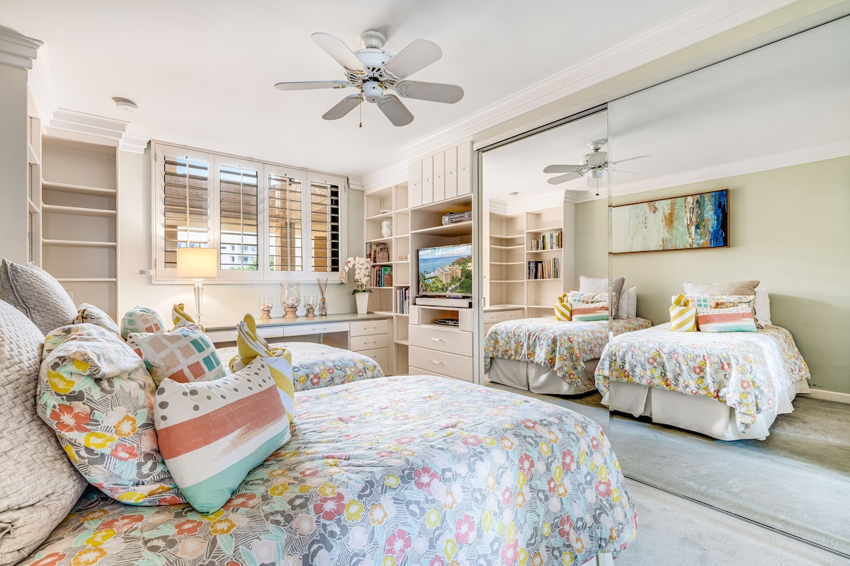 Beachfront Bliss: Stunning Views in 2BR Condo with AC- Polo Beach Club #606