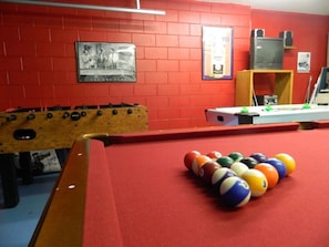 gamesroom