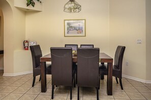 Diningarea2