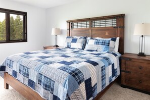 Master Bedroom - King Bed