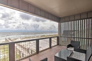 Private Balcony | Direct Access to Beach from Boardwalk