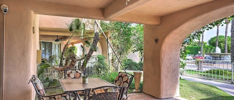 Palm Springs Vacation Rental | 1BR | 2BA | 736 Sq Ft | Step-Free Access