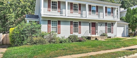 Burke Vacation Rental | 3BR | 3BA | 3 Stories | 2,100 Sq Ft | Stairs Required