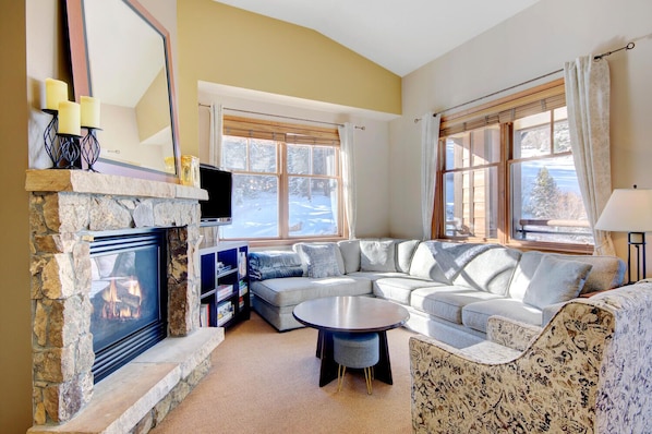 Main living area with beautiful gas fireplace