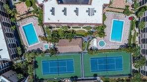 Heated Pools & Hot Tubs, Tennis