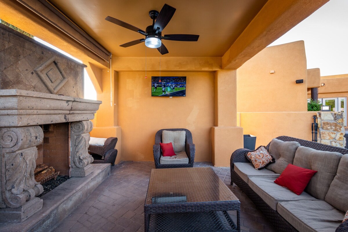 Private Desert Oasis with Pool & Hot Tub, Game Room | Family & Pet Friendly