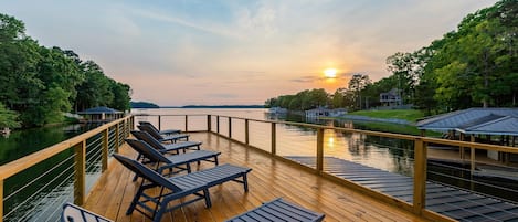 Gorgeous Sunset Views From the Upper Deck!