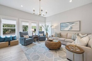 Saltseeker- Bright and airy living room