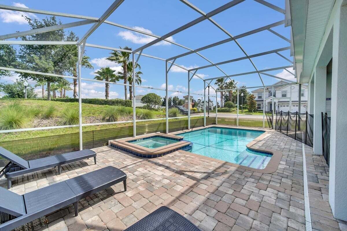 Ultimate 6Br Villa W/Pool/Spa (9054SD)