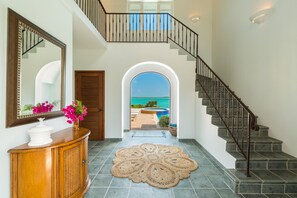 Foyer with views of Chalk Sound