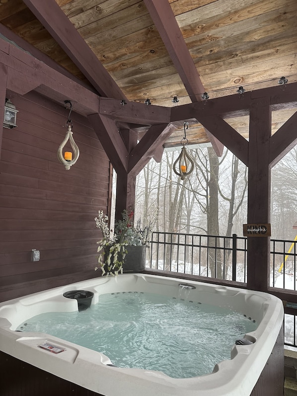 Bain à remous extérieur