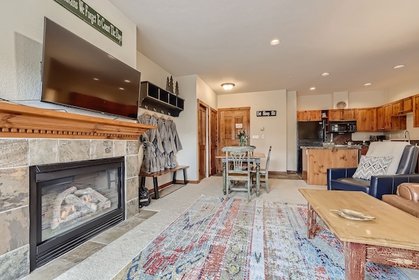 Spacious and Updated Living area