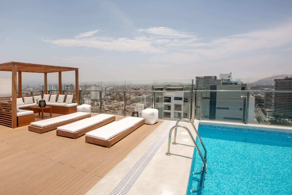 Rooftop pool