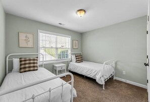 Great Kids Room With Cozy Mattresses