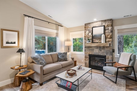 Your perfect homebase to Leavenworth adventure