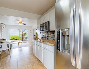Chef's kitchen with everything you need to cook and serve meals!
