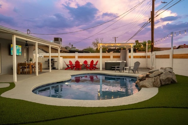 Pool