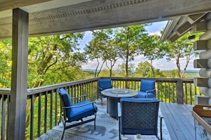 Deck | Propane Fire Pit | Lake & Mountain Views