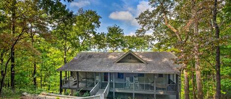 Bent Tree Vacation Rental | 'Lake Ridge' | 2BR | 2BA | Stairs Required to Access