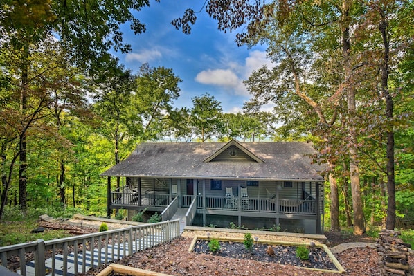 Bent Tree Vacation Rental | 'Lake Ridge' | 2BR | 2BA | Stairs Required to Access