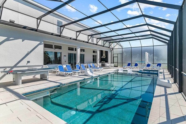 Private Pool & Patio