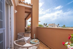 Terrace in front of the bedroom