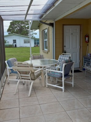 Outdoor dining