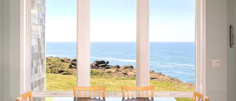 Paradise Regained, Oceanfront Dining Room