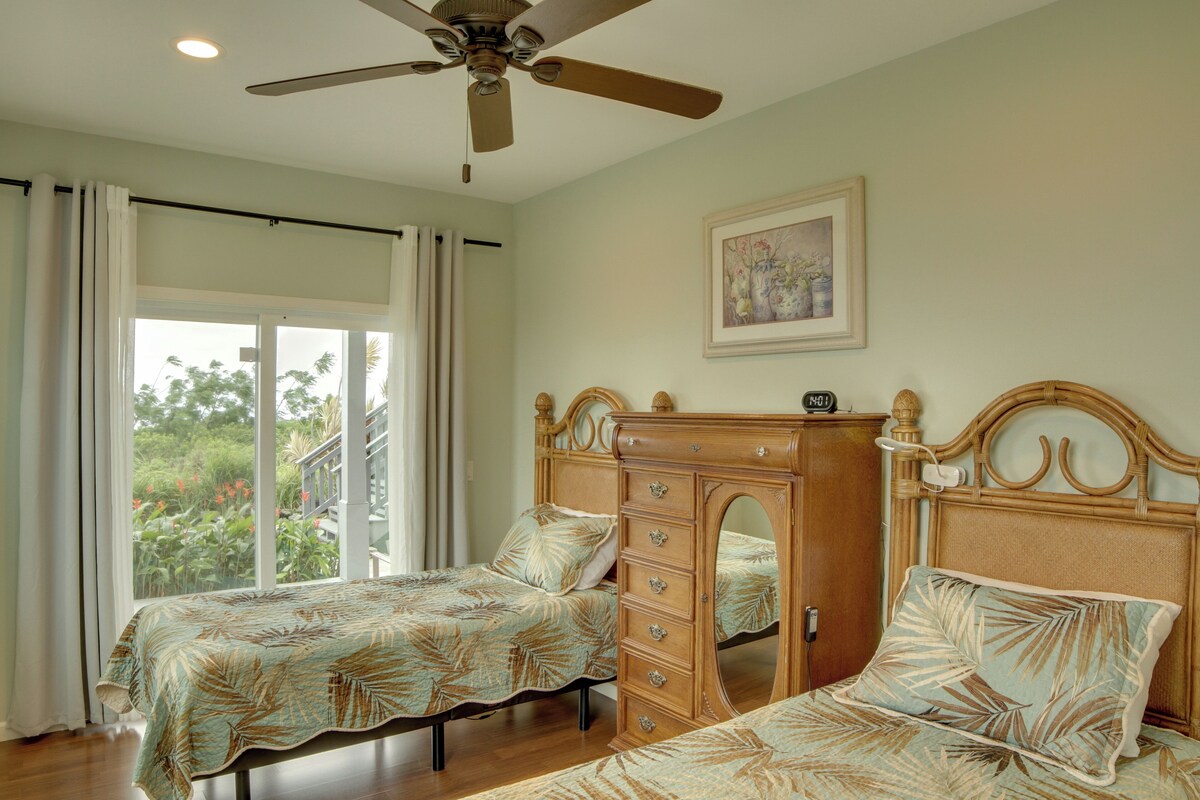 ‘The Aloha Green House’ Retreat w/ Ocean Views!