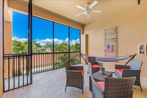 Entryway / Front Lanai View (Carport)