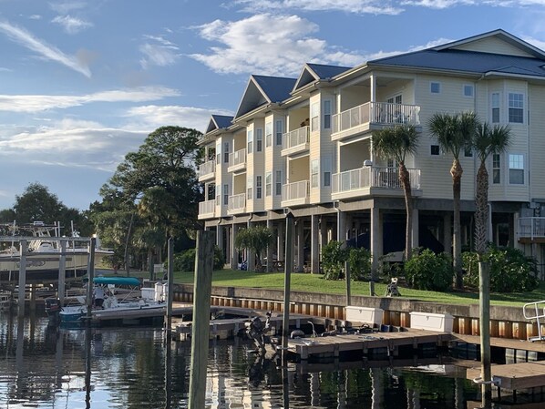 The Salty Snook condo at Suwannee, FL