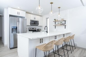 Gorgeous Modern Kitchen