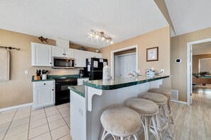 Kitchen and breakfast bar seating