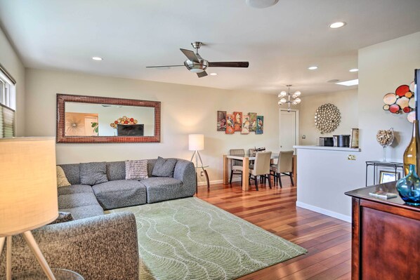 San Diego Vacation Rental | 3BR | 2BA | 1,300 Sq Ft | Two-Step Entry