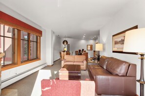 Living room looking into kitchen
