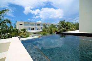Rooftop pool