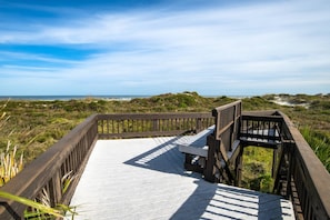 Island House complex has a boardwalk beach viewing area over the dunes where you can enjoy the ocean breezes and bird watch.