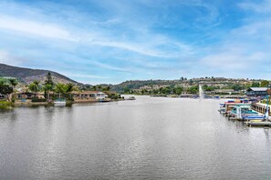 Lake San Marcos | Walking Distance