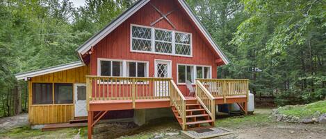 Bridgton Vacation Rental | 3BR | 1.5BA | 2 Stories | Stairs Required