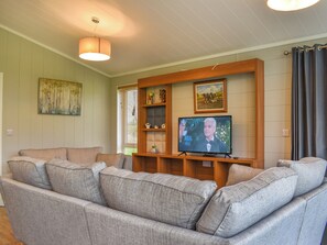 Living area | Whitey Top Country Lodge - Whitey Top Lodges, Pentridge
