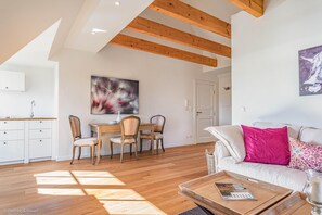 Living and dining area