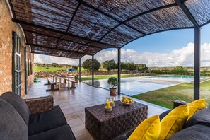 Rural house in Mallorca with pool for 12 people