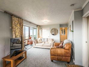 Living area | Frondeg, Aberaeron